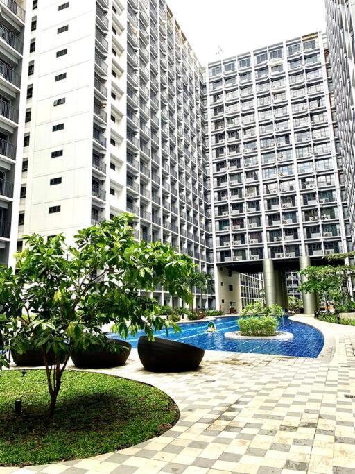 Shore Residences Moa Pasay Naia Apartment