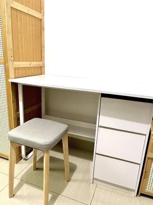 Shore Residences Moa Pasay Naia Apartment Manila