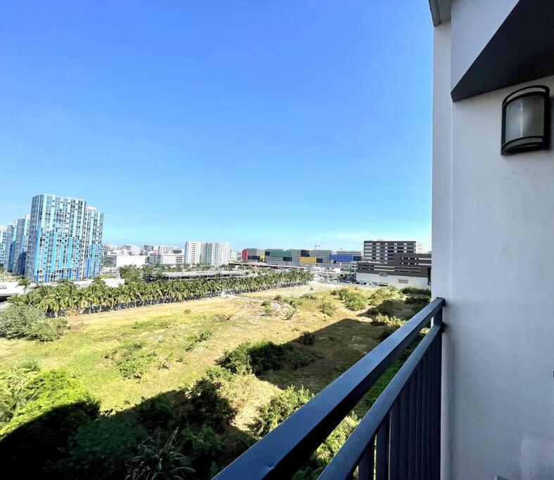 Apartment Shore Residences Moa Pasay Naia Manila
