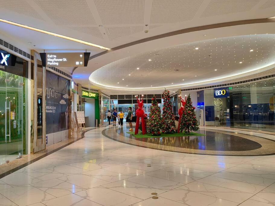 1br Unit Condotel W Balcony Fame Residences #fm35
