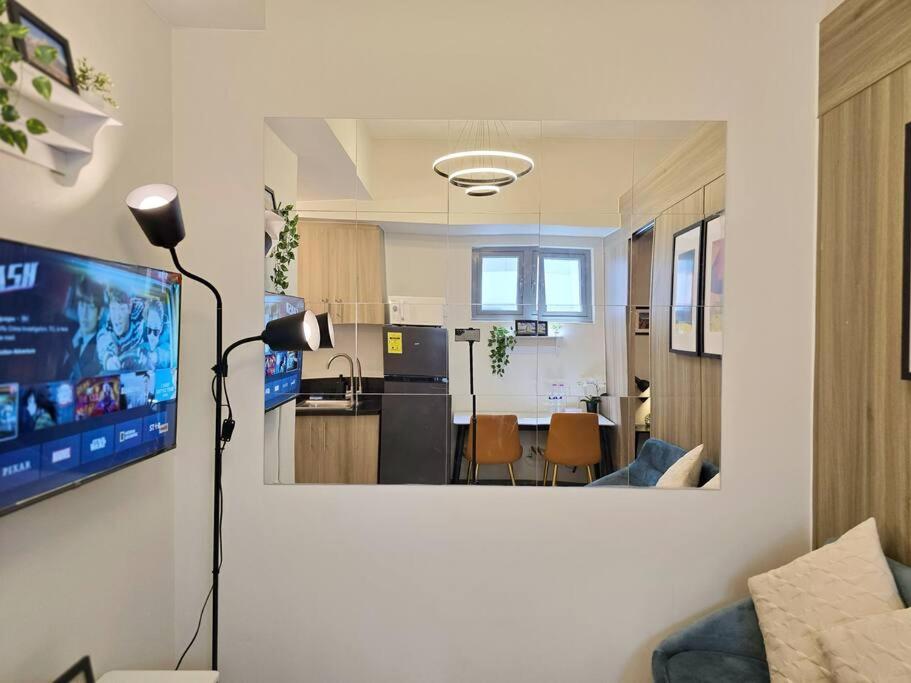 1br Unit Condotel W Balcony Fame Residences #fm35 Apartment