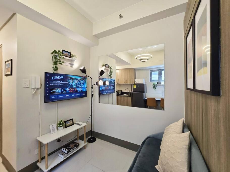 1br Unit Condotel W Balcony Fame Residences #fm35 * Manila