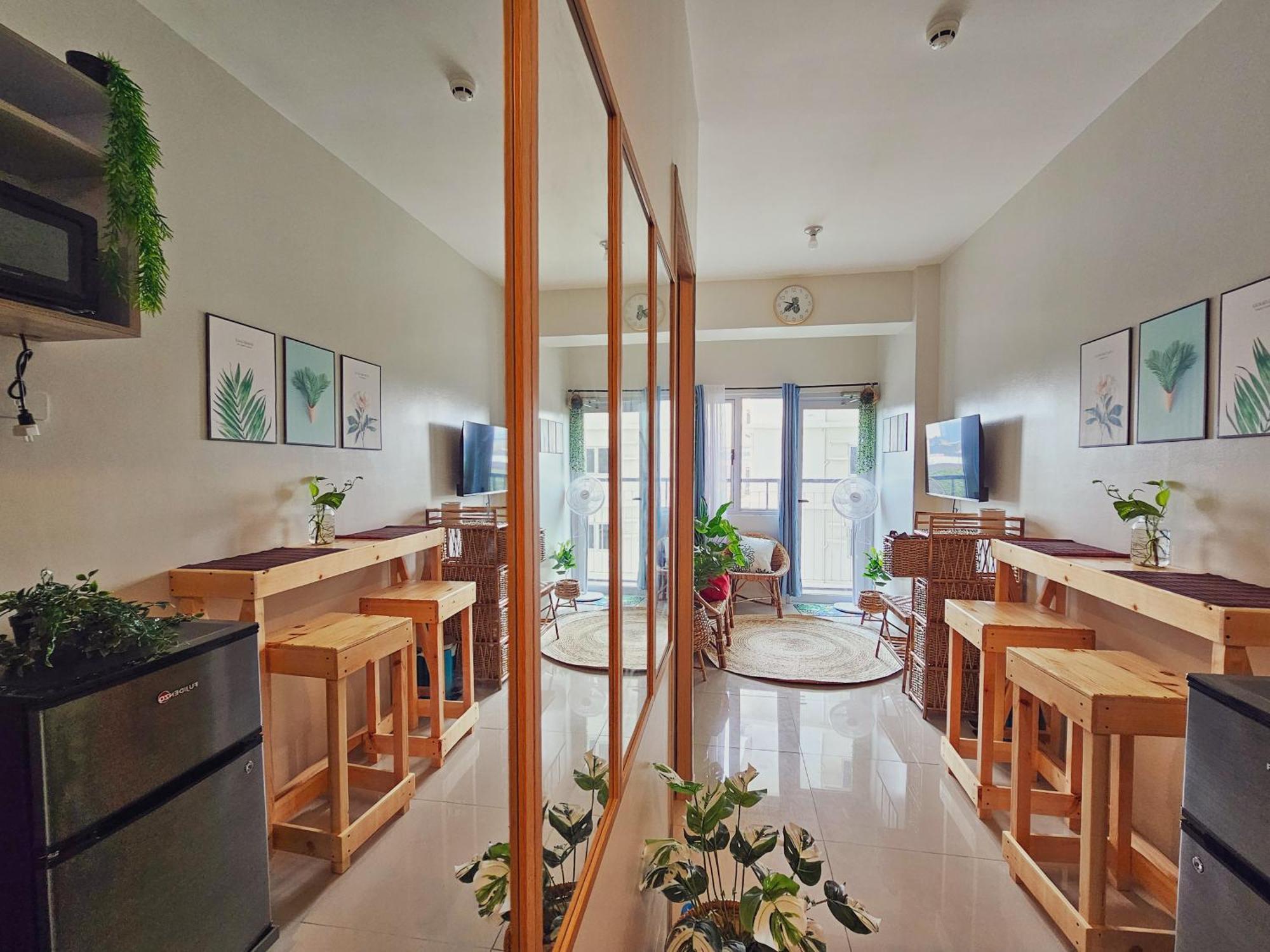 2br Vine Residences Netflix Wifi Balcony 32sqm Apartment Manila