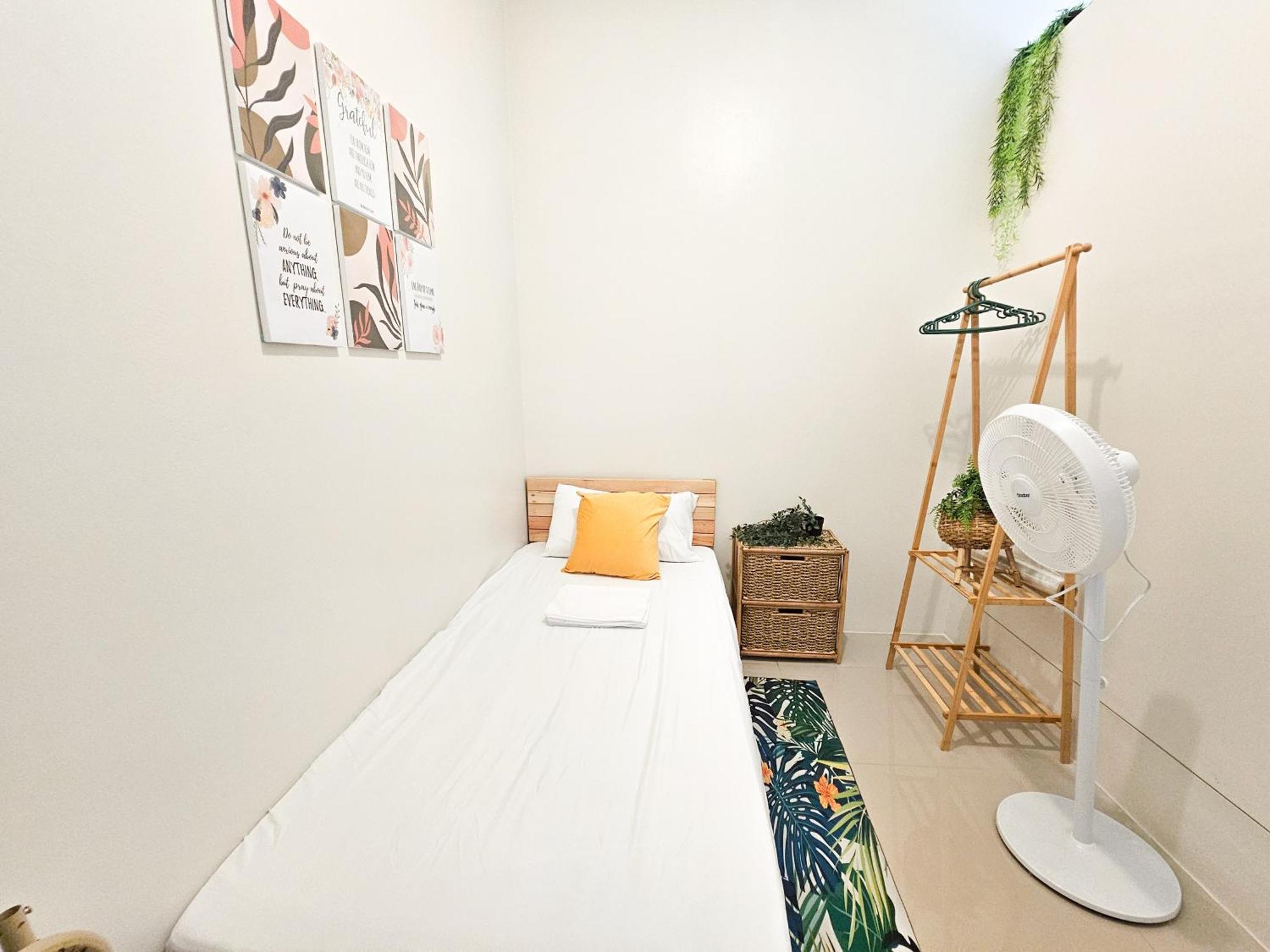 2br Vine Residences Netflix Wifi Balcony 32sqm Apartment *