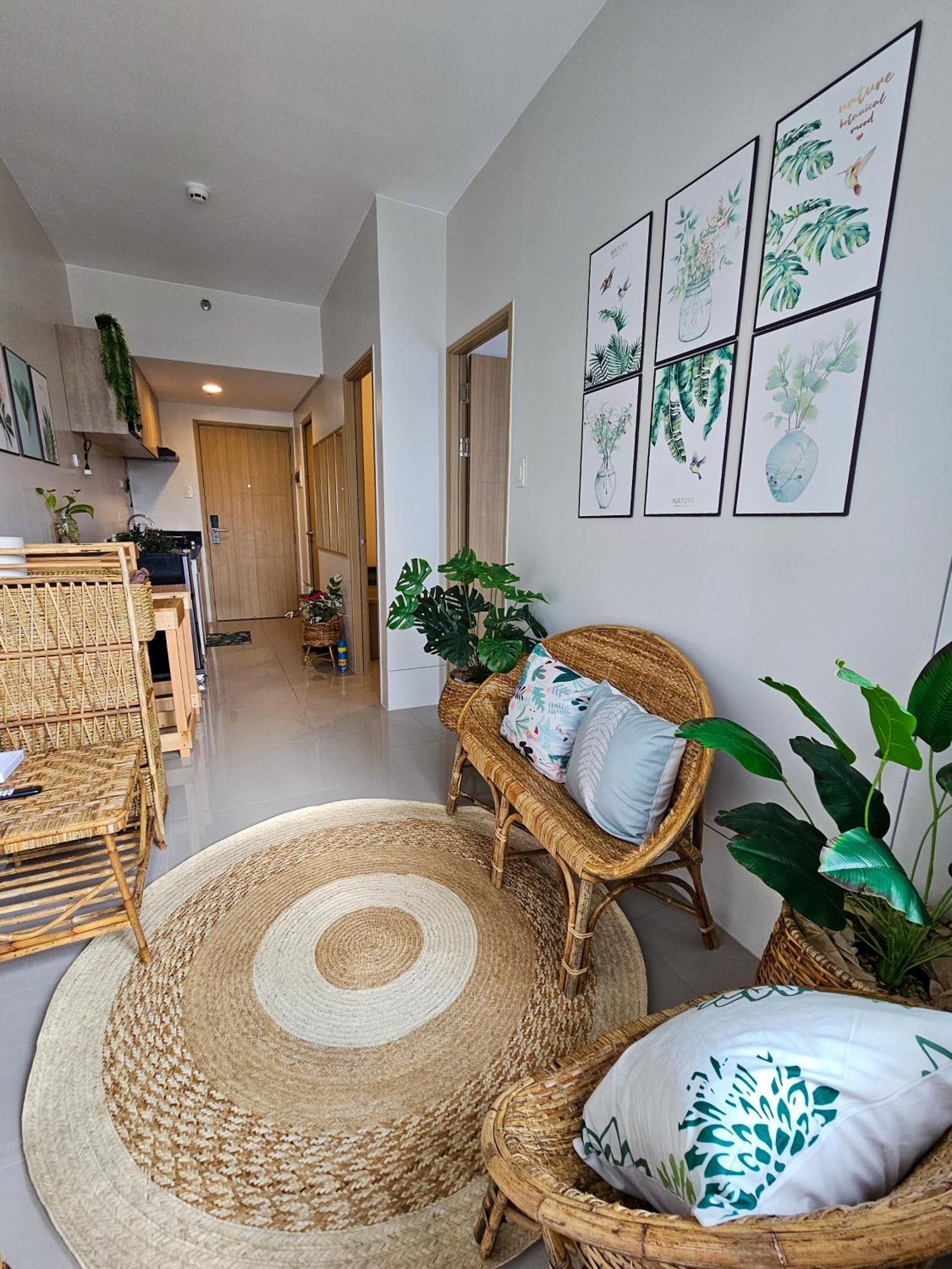 Apartment 2br Vine Residences Netflix Wifi Balcony 32sqm Manila