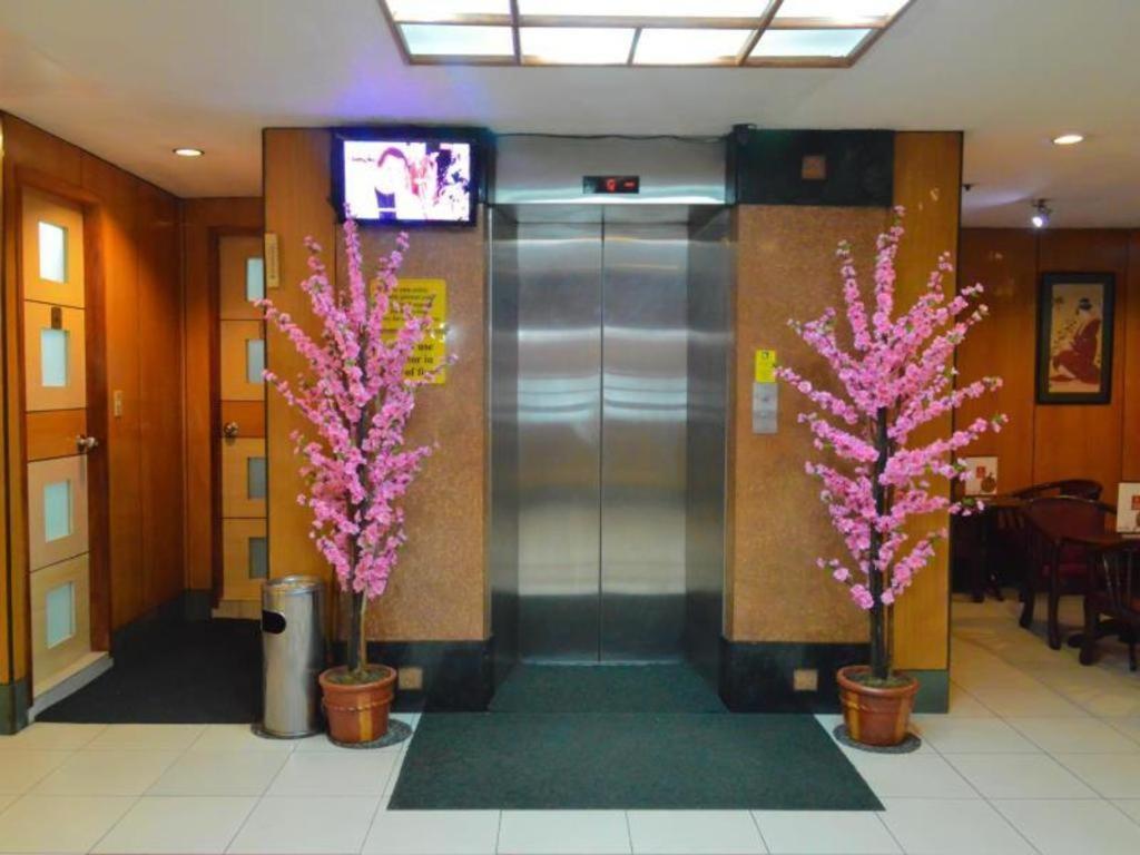 Hotel Sogo Avenida 2*