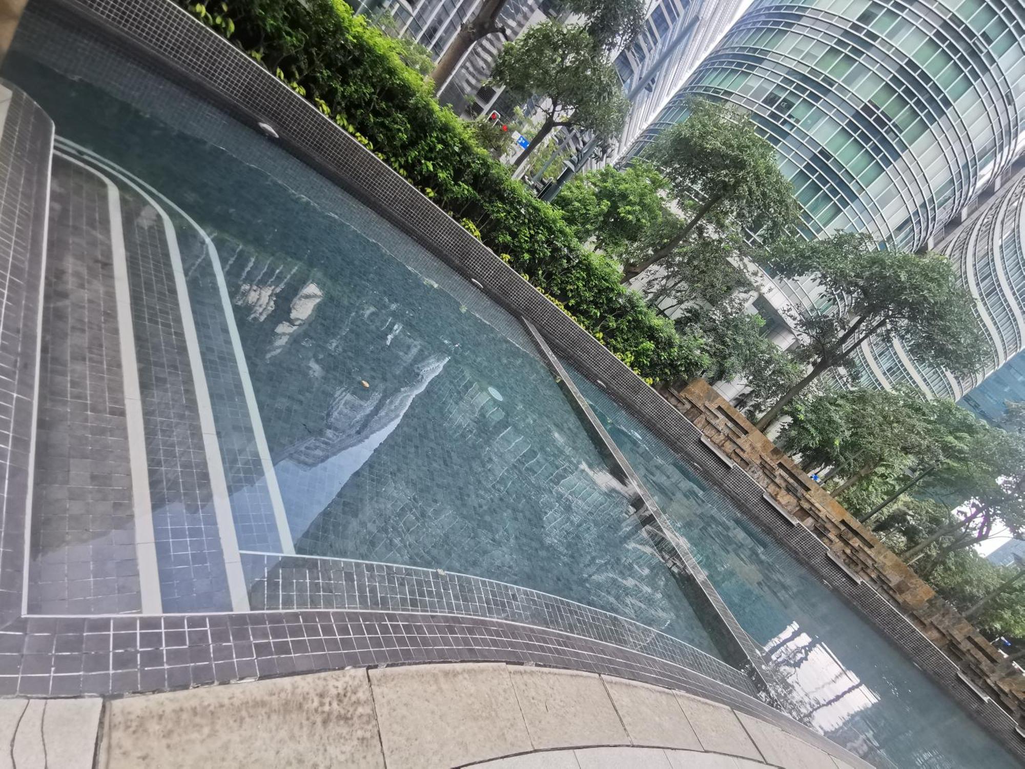 Caleze At Avant At The Bgc *