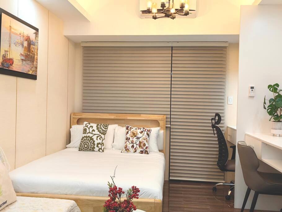 Air Residences - Elevate Escapes Makati, Location * Manila