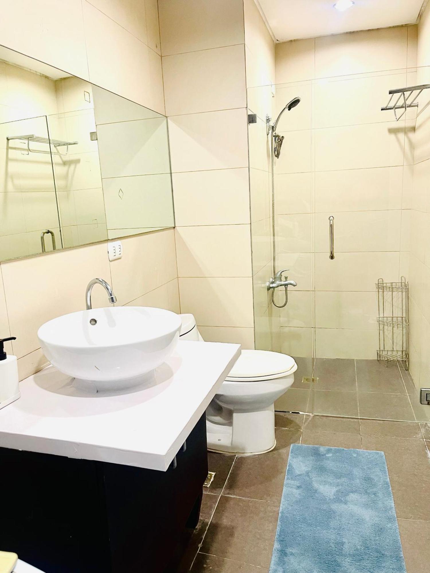 Haven Bgc Near Resto&mall * Manila