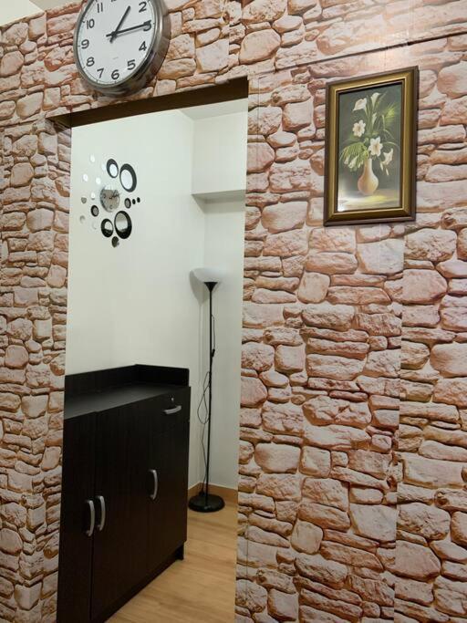 The Happy Place! 1 Bedroom Perfect For Staycation! Apartment *