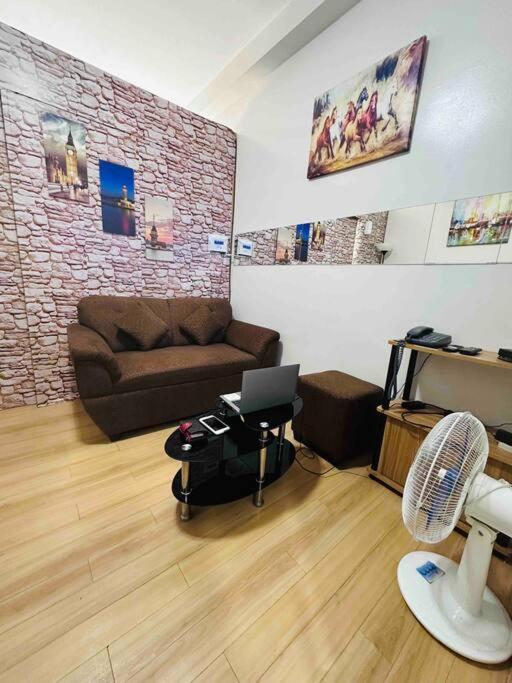 The Happy Place! 1 Bedroom Perfect For Staycation! Apartment Manila
