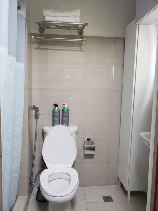 Jovis Place Staycation Near Moa * Manila