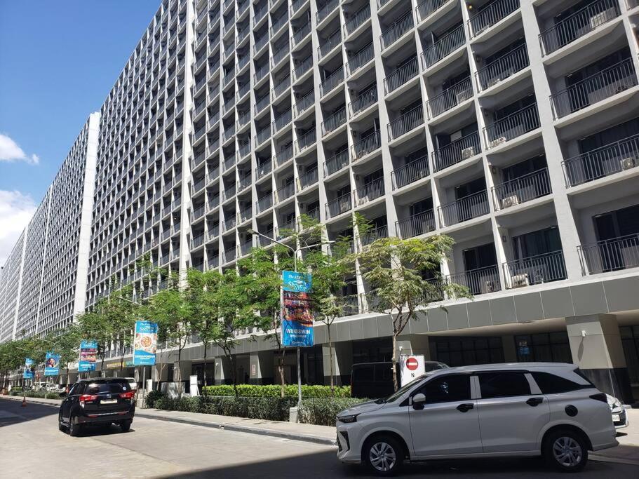 Apartment Jovis Place Staycation Near Moa *