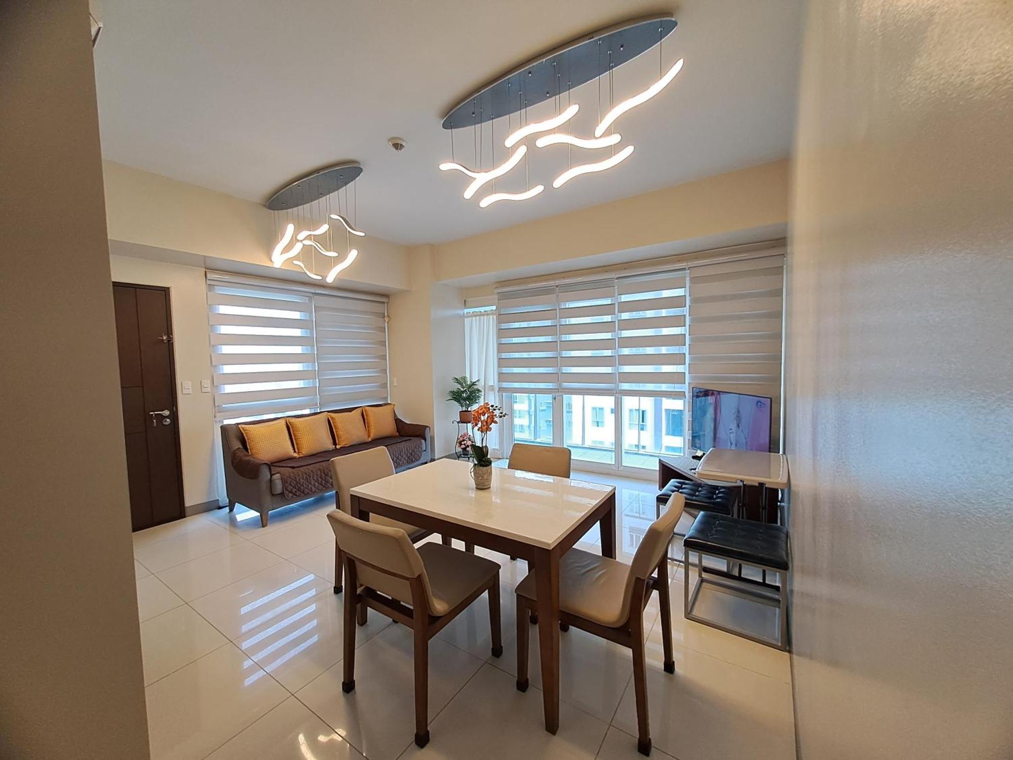 Apartment Bonifacio Global One Uptown Residence-2 Bedroom Manila