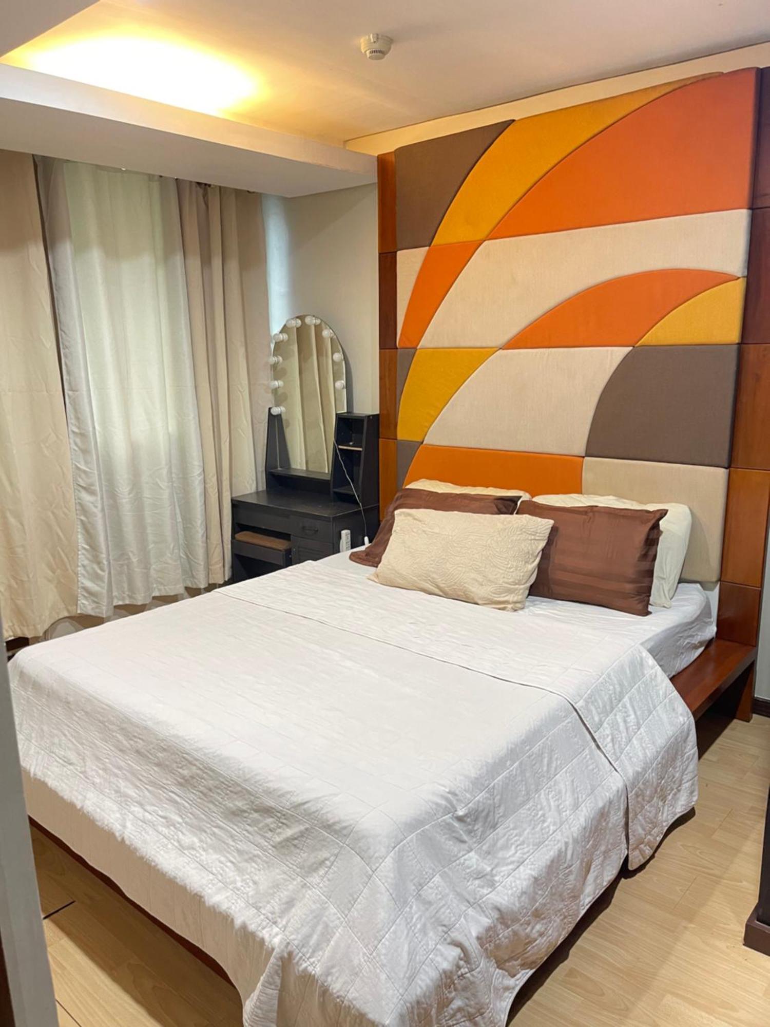 Haven Bgc Near Resto&mall Manila