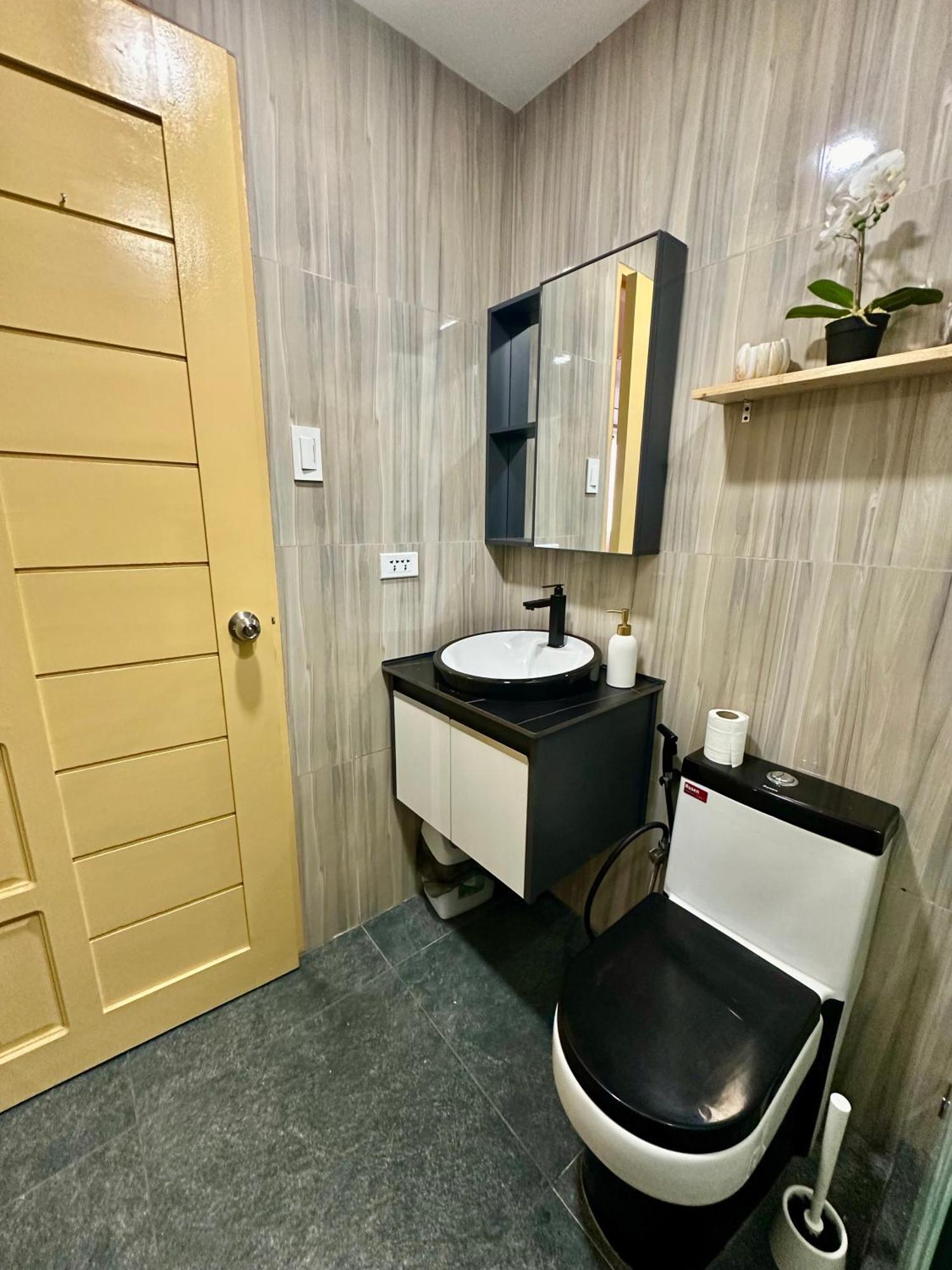 L And D Homestay Aparthotel