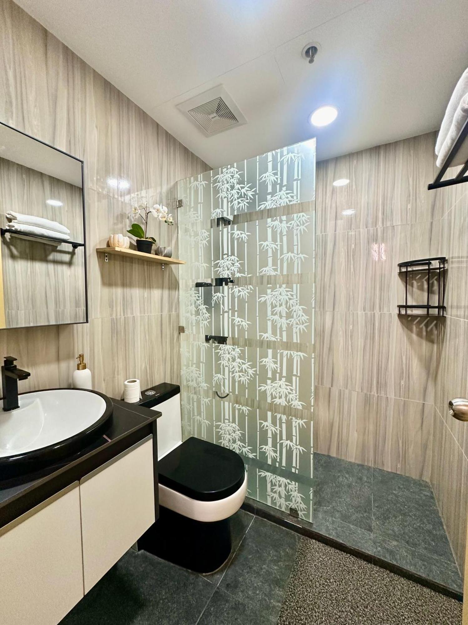 L And D Homestay Aparthotel