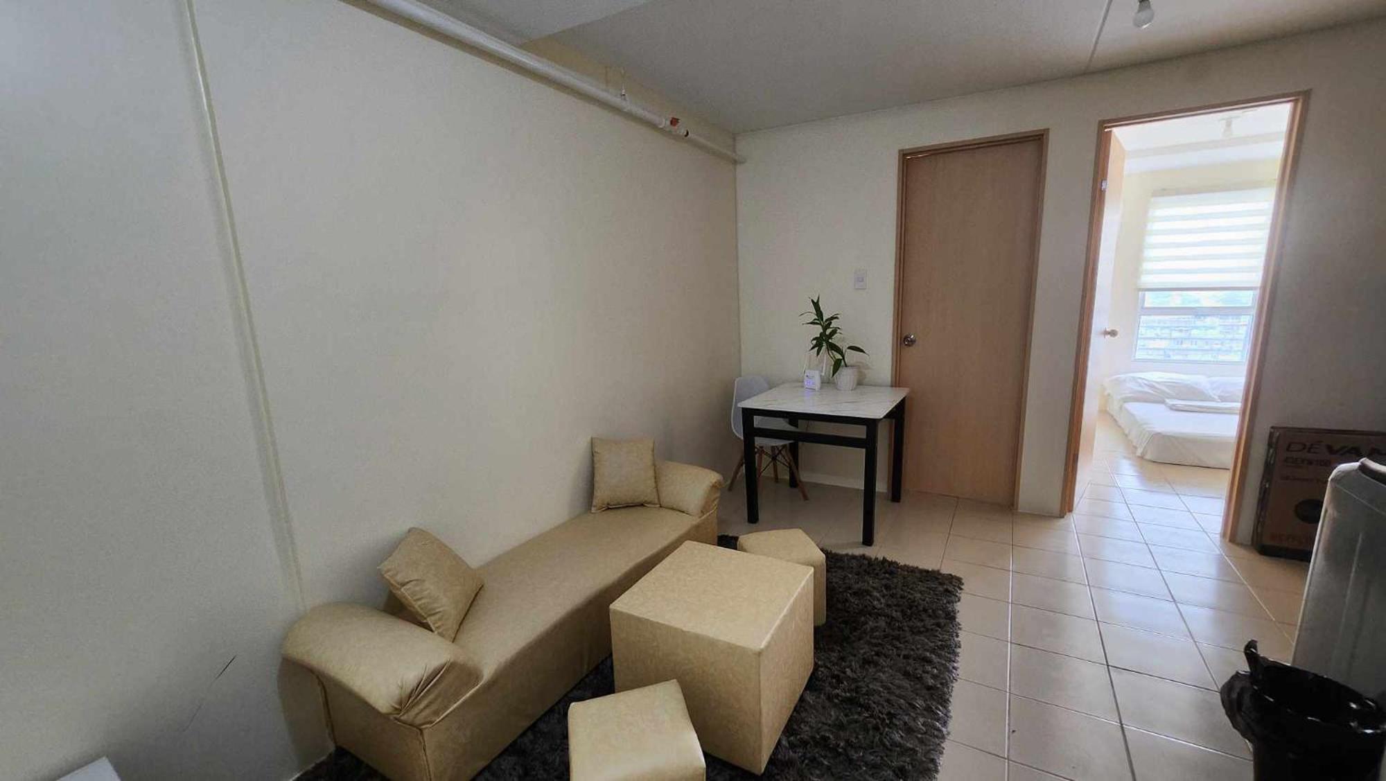 Urban Deca R1125 Ortigas Sm East Apartment Manila