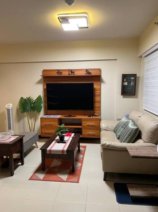 2-bedroom With Balcony In A Setting - H Ivory Apartment Manila