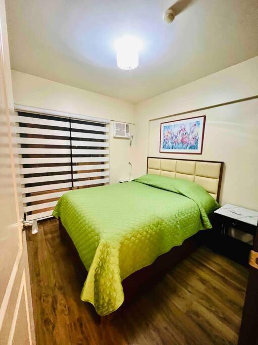 2-bedroom With Balcony In A Setting - H Ivory Apartment
