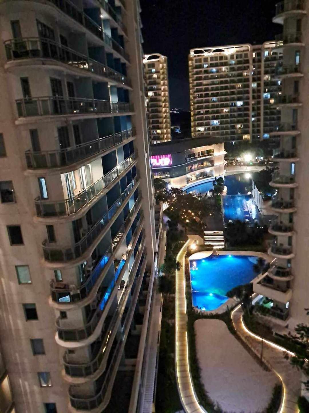 Bahamas Bliss Manila