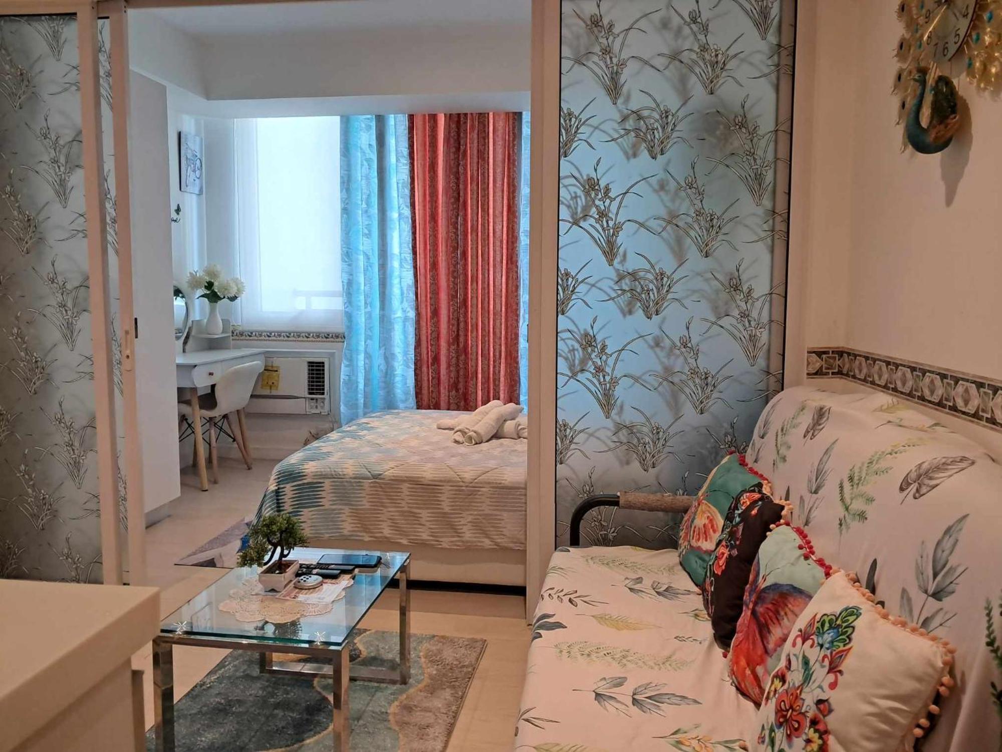 Bahamas Bliss Apartment Manila