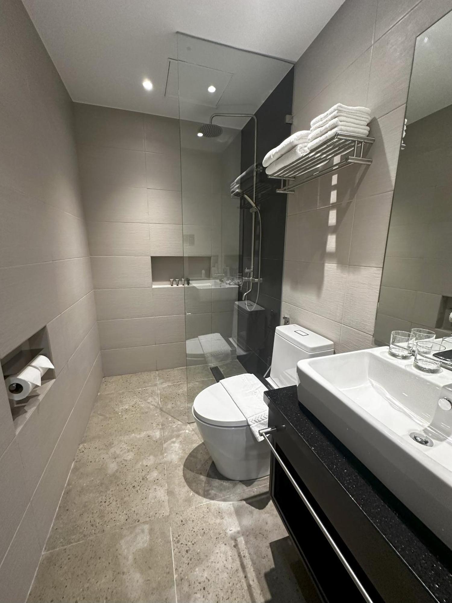 Kl Executive Greenbelt Apartment