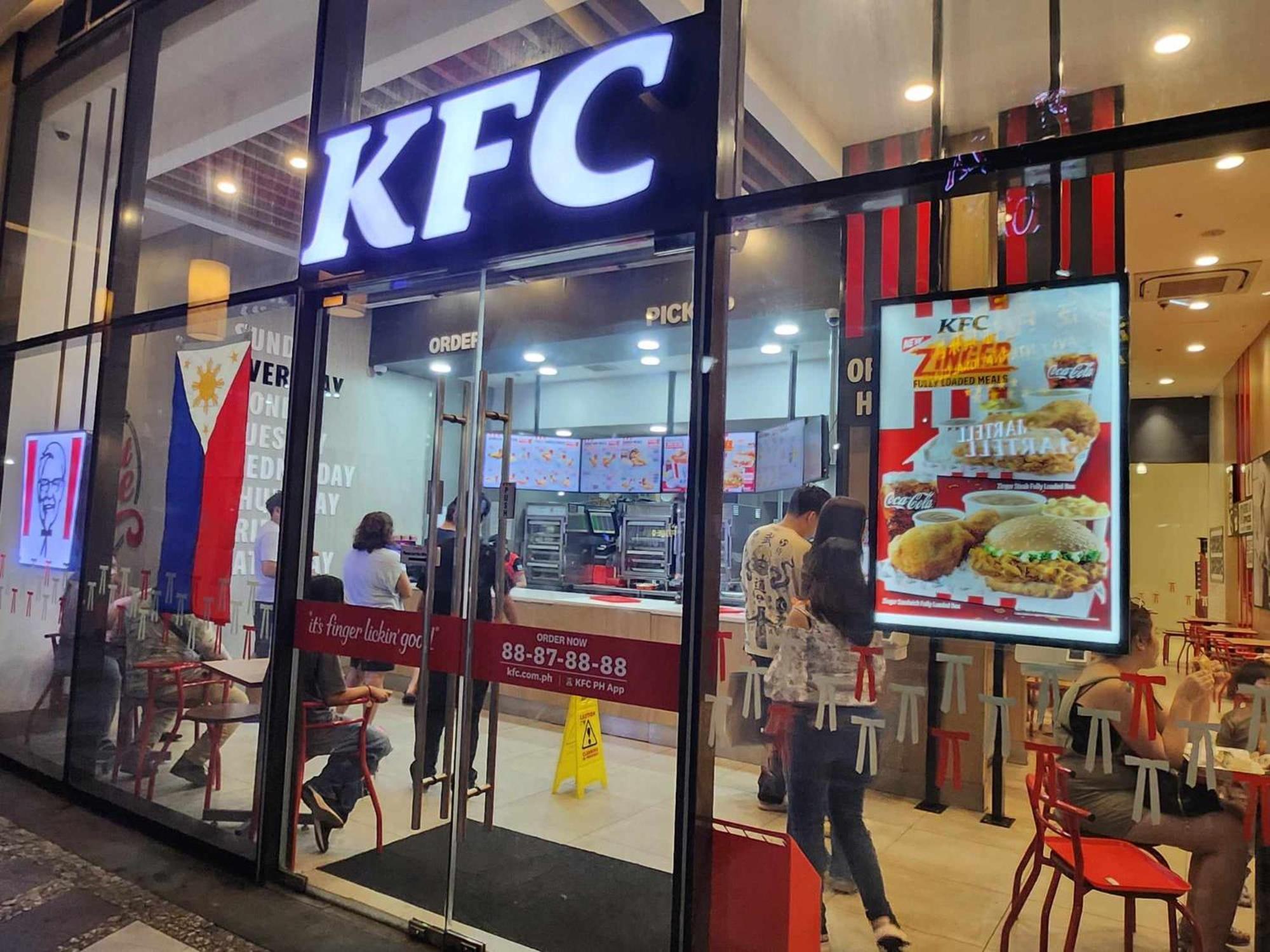 Newport Family In Pasay Near Terminal 3