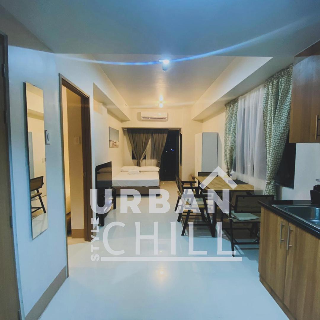 Apartment Urban Style Chill, Shore 3, Moa Complex, Pasay,