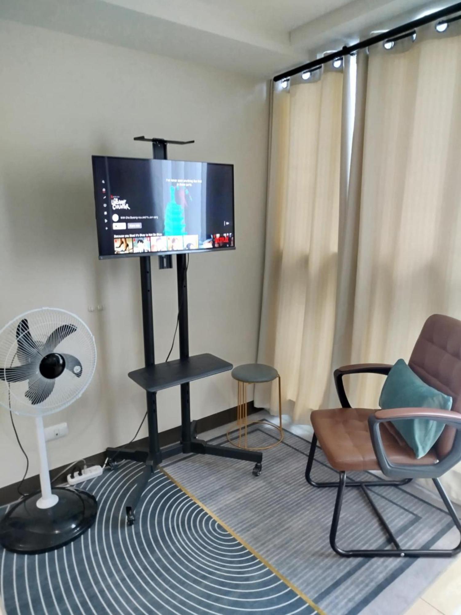 Cozy 1br Uptown Parksuites Tower1 Bgc