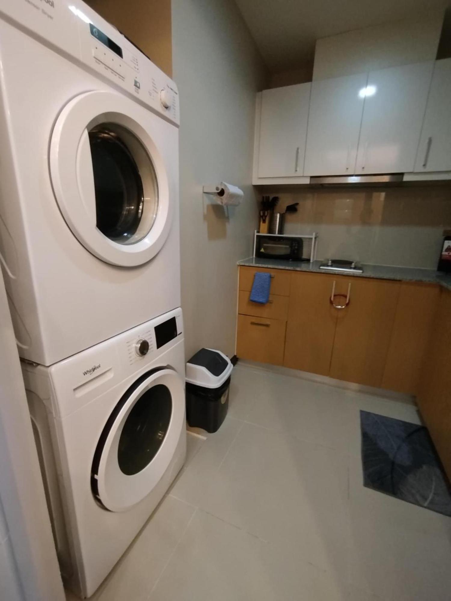 Cozy 1br Uptown Parksuites Tower1 Bgc Apartment *