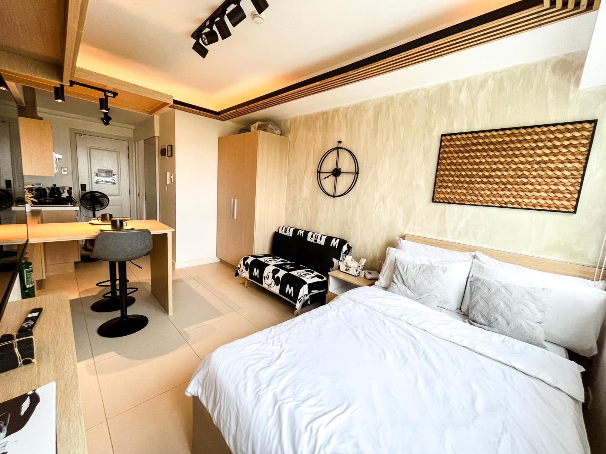 Quezon Stylish Unit With A Mickey Vibe