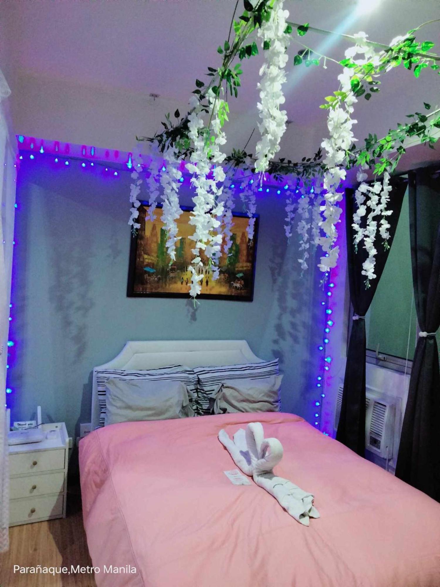 Mel's Staycation * Manila