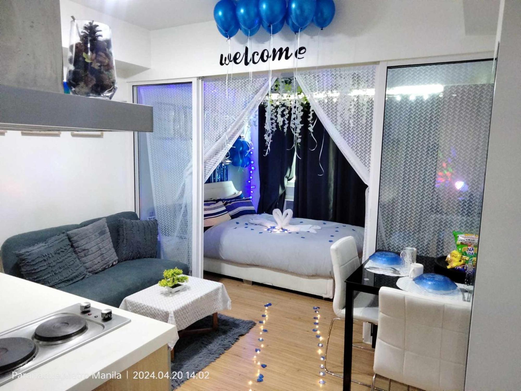 Mel's Staycation * Manila