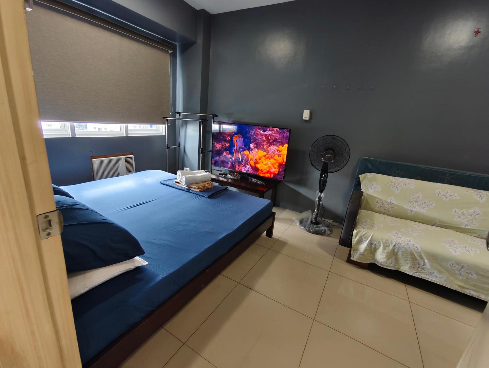 2 Bedrooms Near Mall Of & Airport * Manila