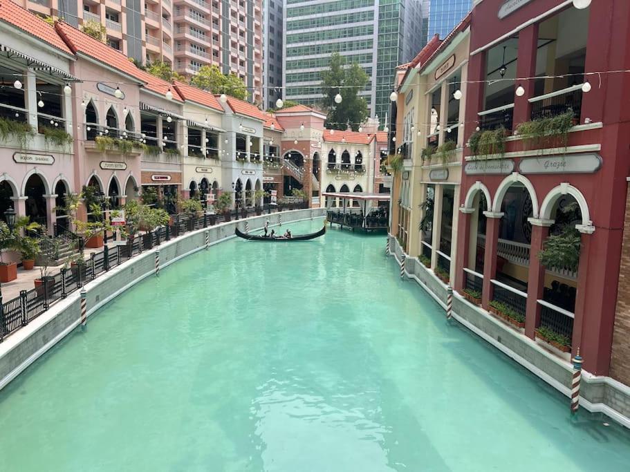 Luxury Designer In Bgc Manila