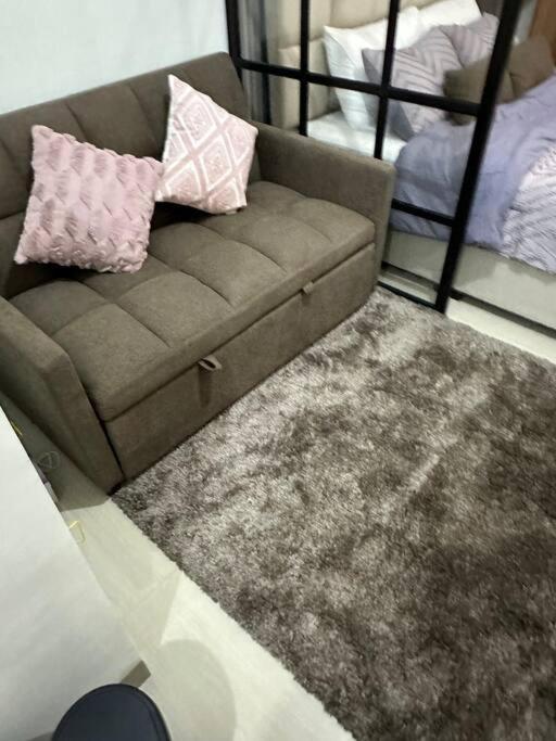 Deluxe Escape Shore 2 Residences Near Moa Manila