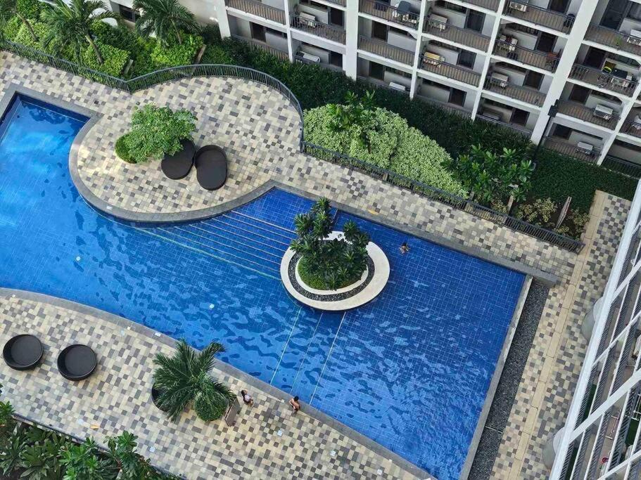 Apartment Deluxe Escape Shore 2 Residences Near Moa