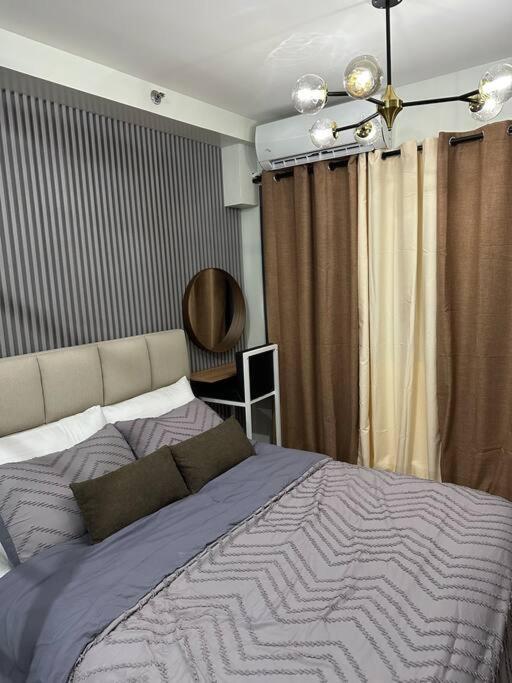 Apartment Deluxe Escape Shore 2 Residences Near Moa Manila
