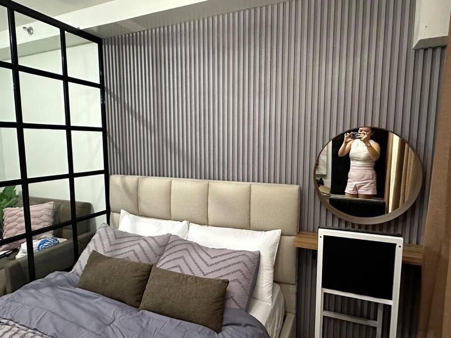 Deluxe Escape Shore 2 Residences Near Moa Manila