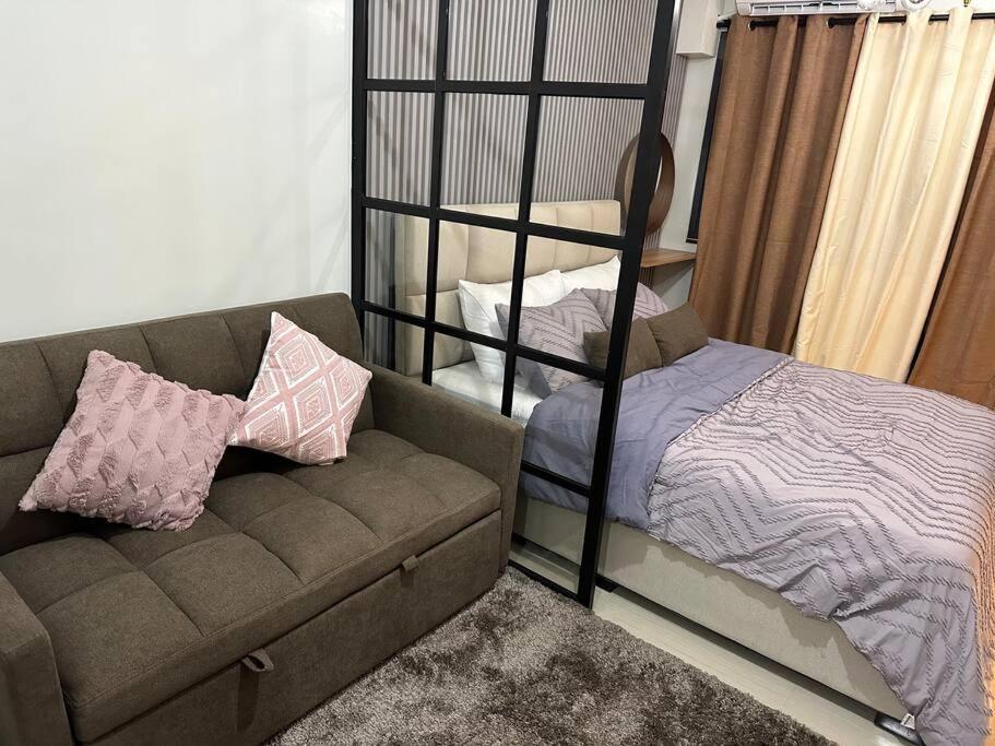 Deluxe Escape Shore 2 Residences Near Moa * Manila