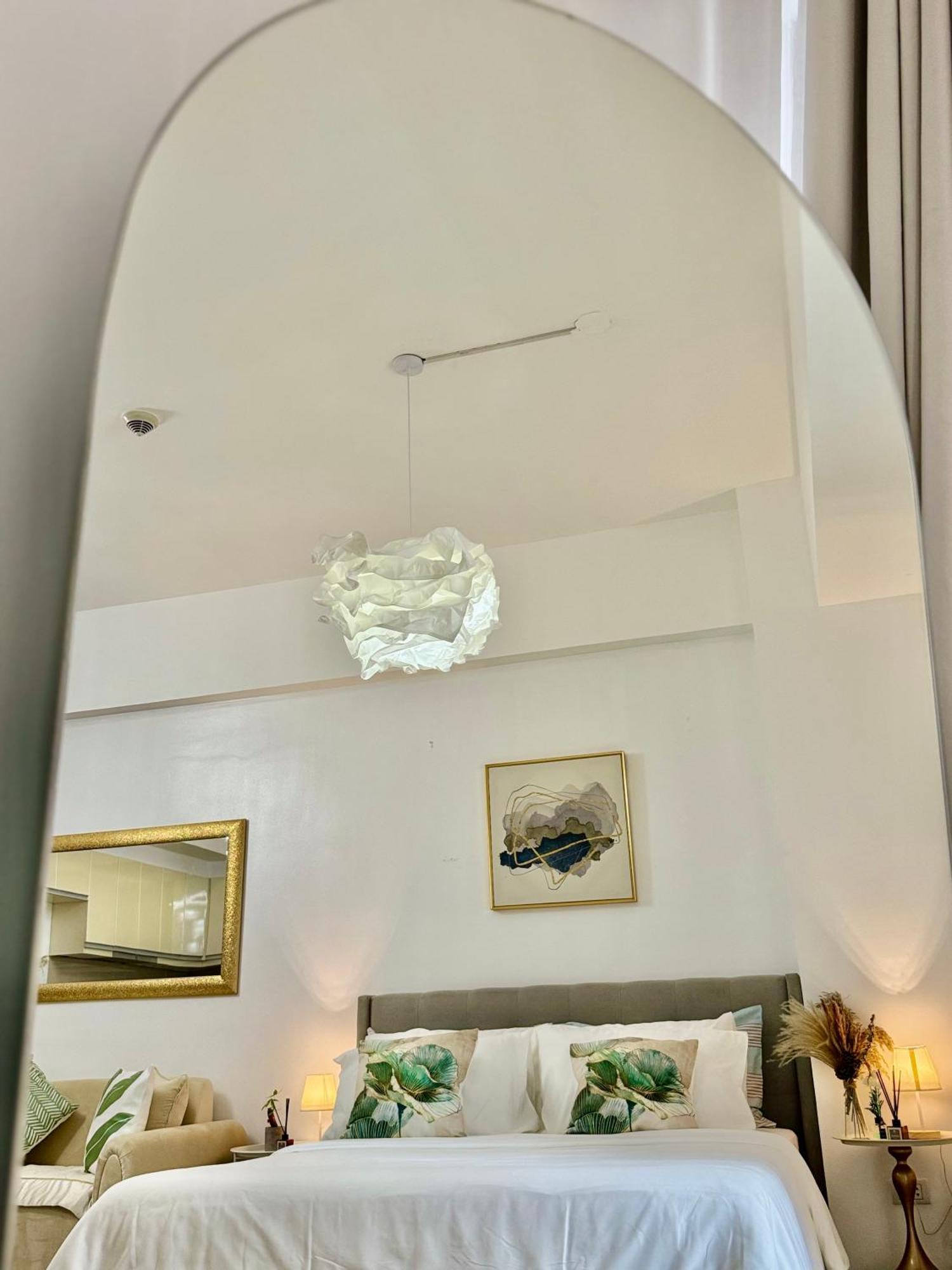Apartment Bell Place At Venice Luxury Mckinley Hill