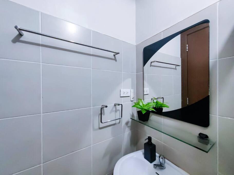 Apartment 1br Condotel Ridgewood Towers Taguig #rw07