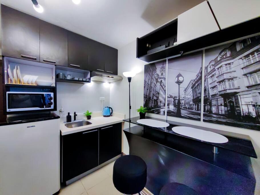 1br Condotel Ridgewood Towers Taguig #rw07 Apartment