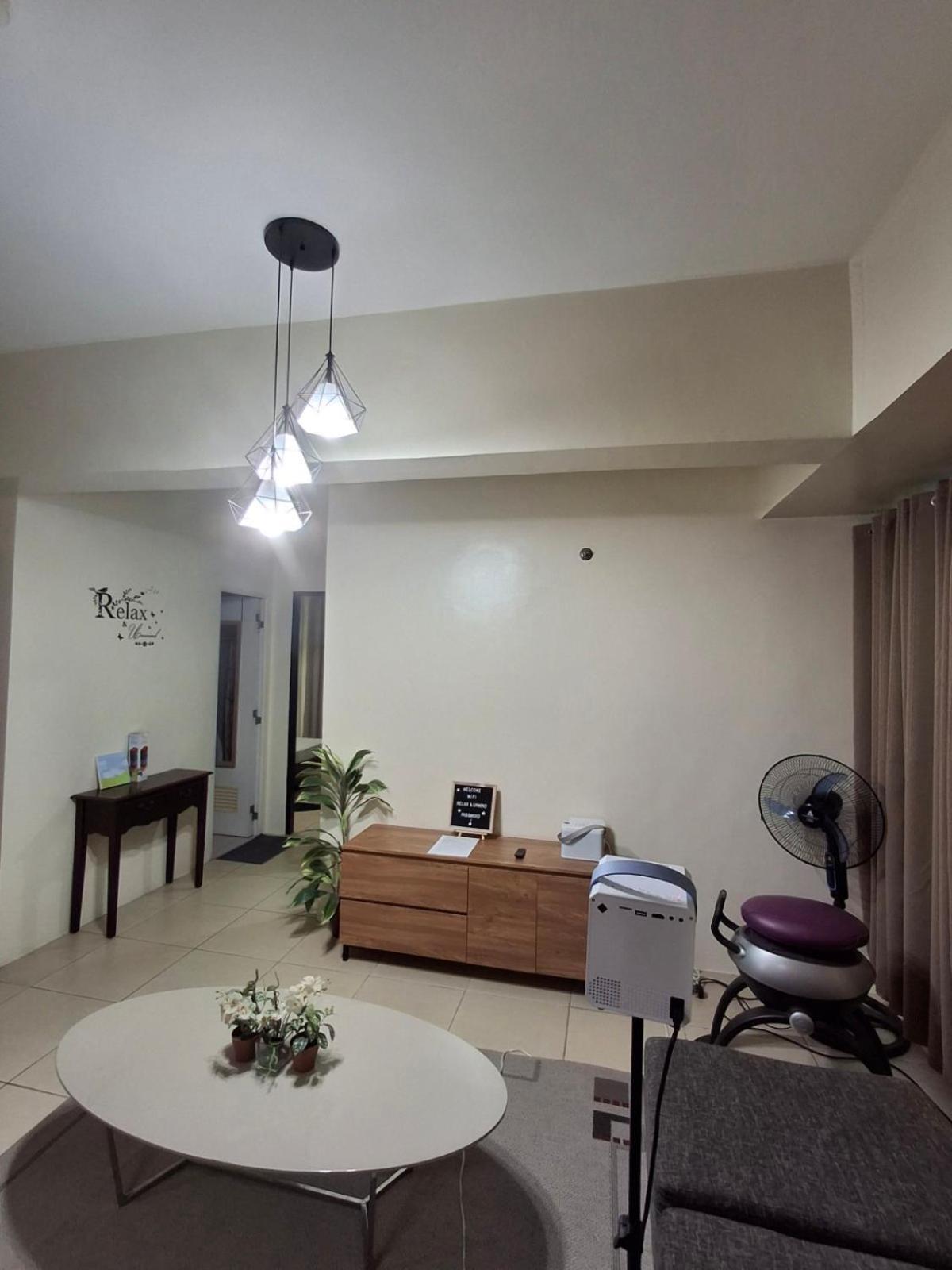 Cozy Corner Unit Manila