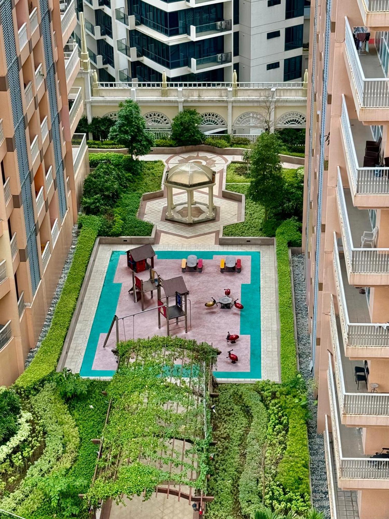 Apartment Bell Place At Venice Luxury Mckinley Hill