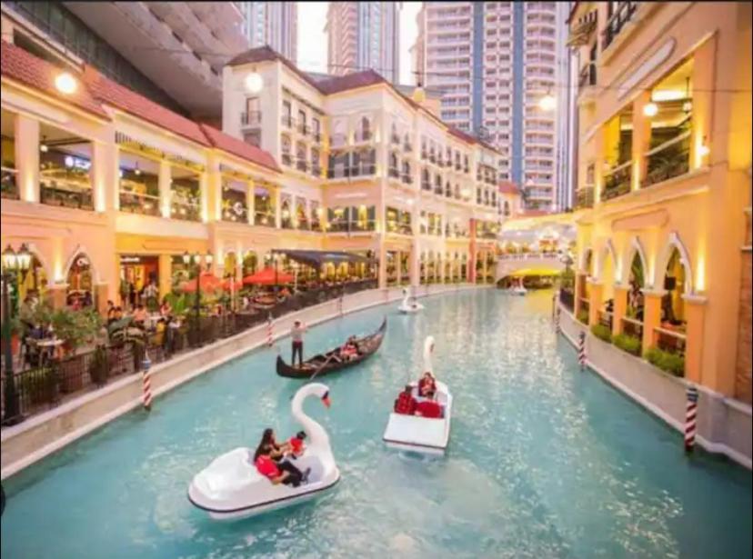Bell Place At Venice Luxury Mckinley Hill Manila
