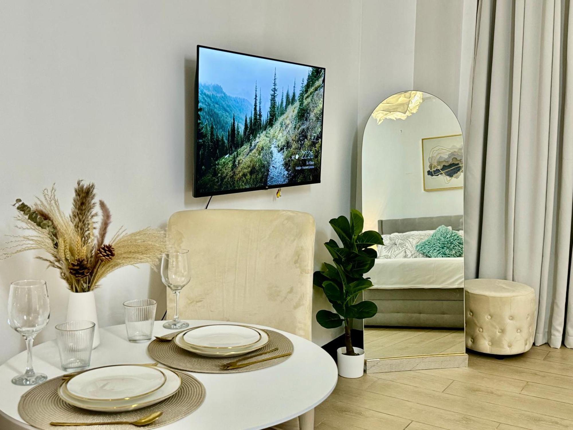 Apartment Bell Place At Venice Luxury Mckinley Hill