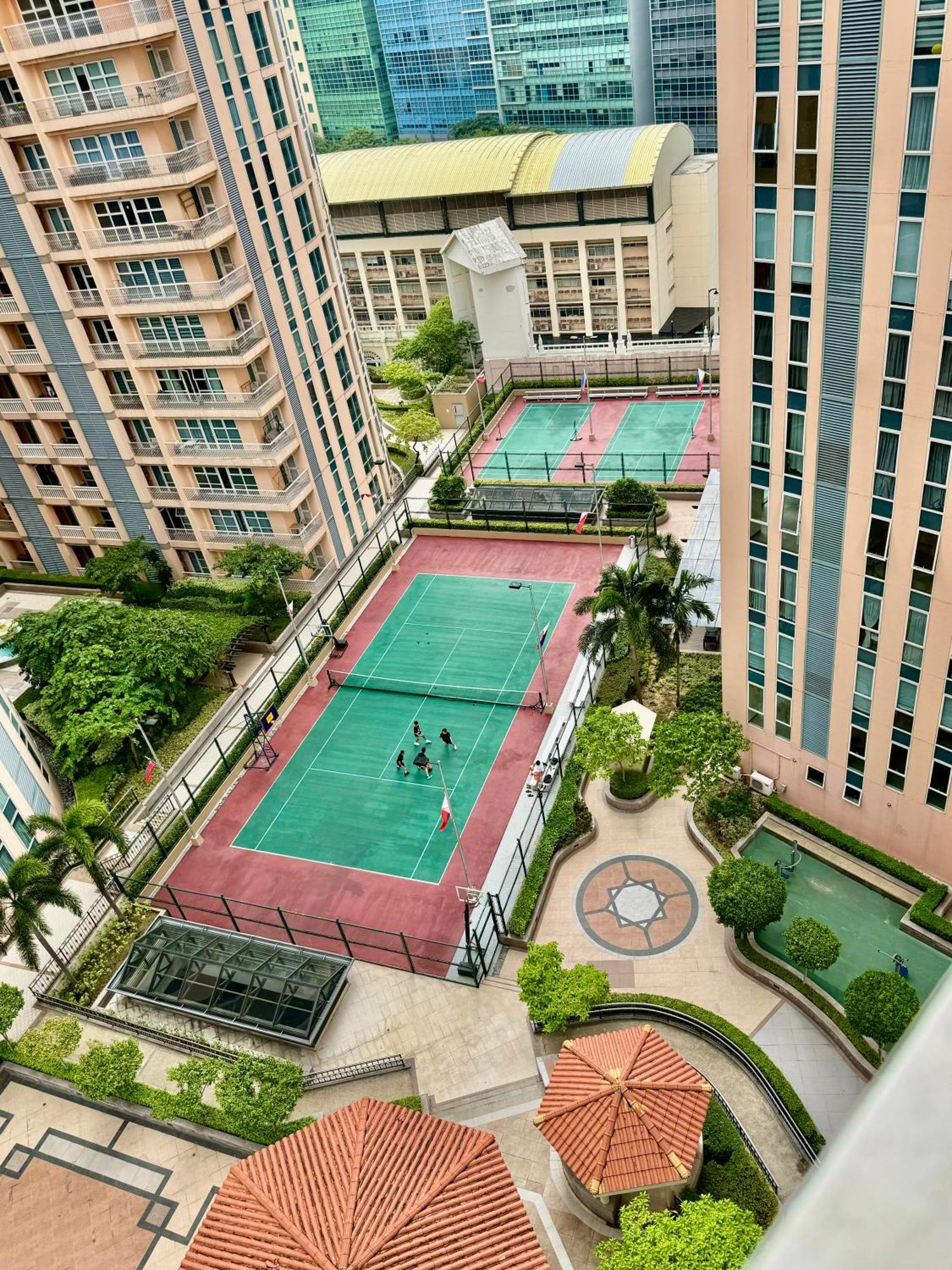 Apartment Bell Place At Venice Luxury Mckinley Hill