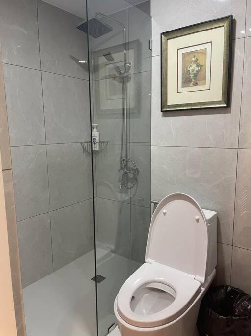 Apartment 3br At Greenhills Shopping Centre *